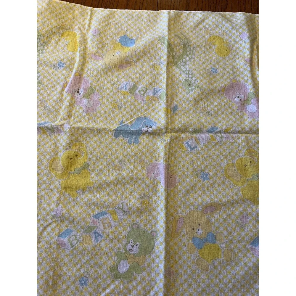 Vintage Baby Blanket Yellow Sweet Nursery Animals‎ Giraffe Duck Bear 31